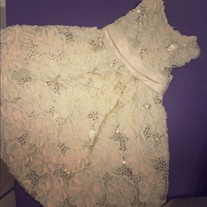 Dillard’s Formal Sequenced Princess 👑 Dress